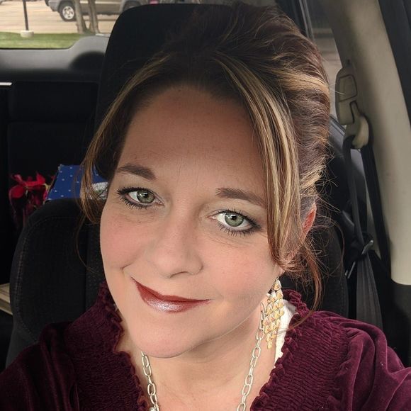 Meet your Posher, Juli - Picture 1 of 1